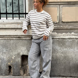 Modelbillede af SOPHIA bluse i creme-brun. Fra BySofieSønderby