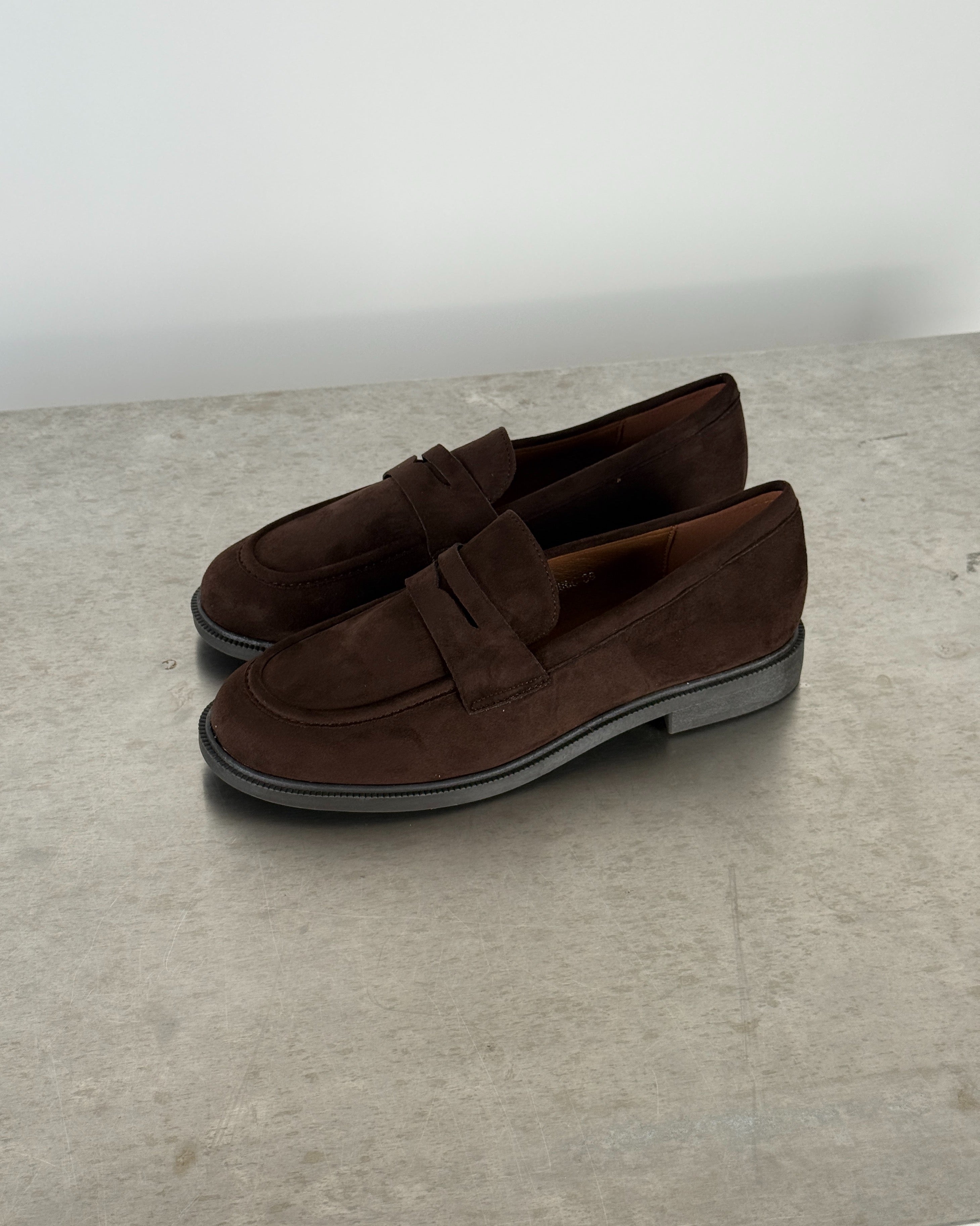 Produktbillede af BABETTE loafers i mørkebrun. Fra BySofieSønderby