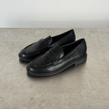 Produktbillede af CHARLI loafers i sort. Fra BySofieSønderby