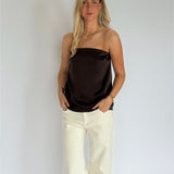 Modelbillede af brun CHILLI top. Fra BySofieSønderby