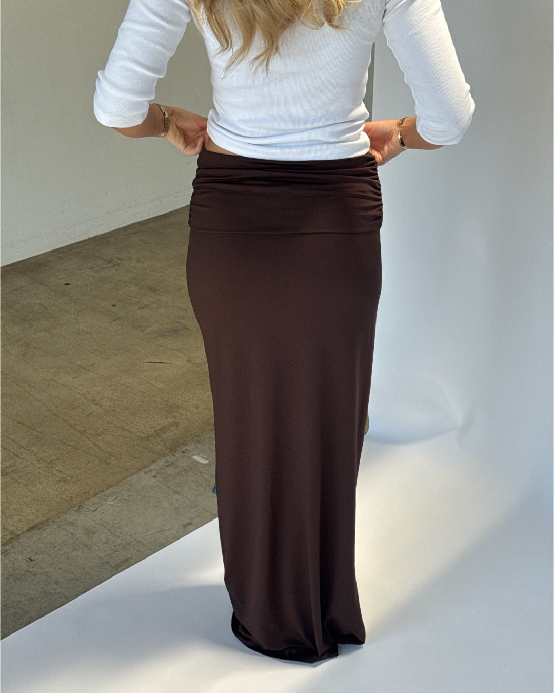 Modelbillede af brun FLORENCE nederdel. Fra BySofieSønderby