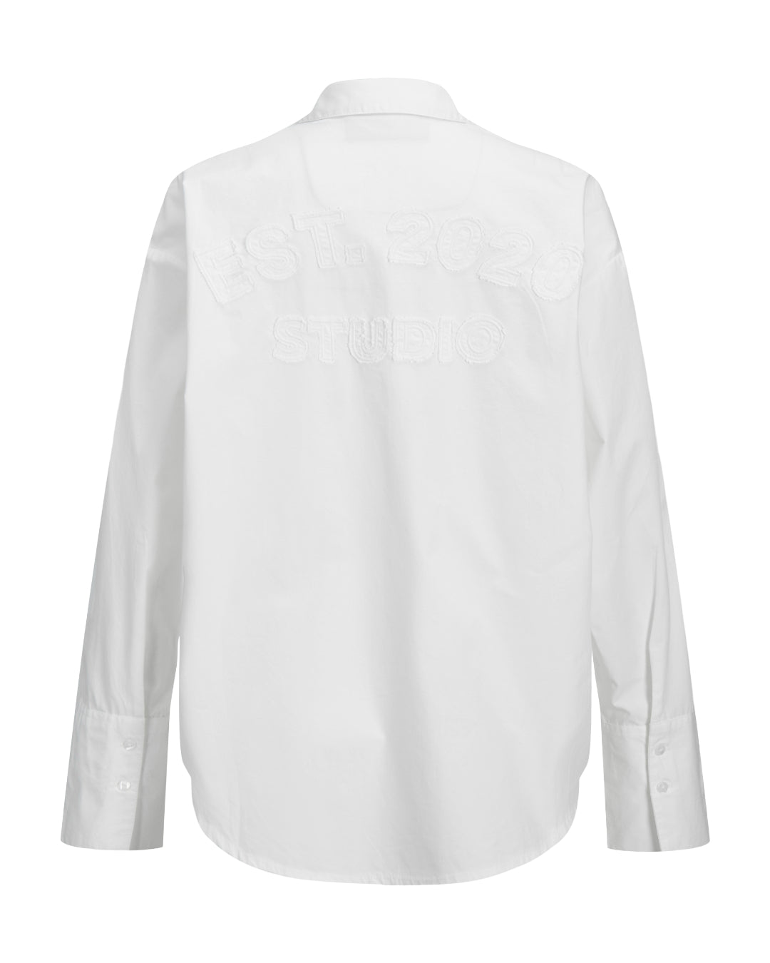 Produktbillede af hvid HENNA skjorte. Set bagfra. Fra BySofieSønderby.