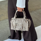 Modelbillede af MEADOW taske i beige. Fra BySofieSønderby
