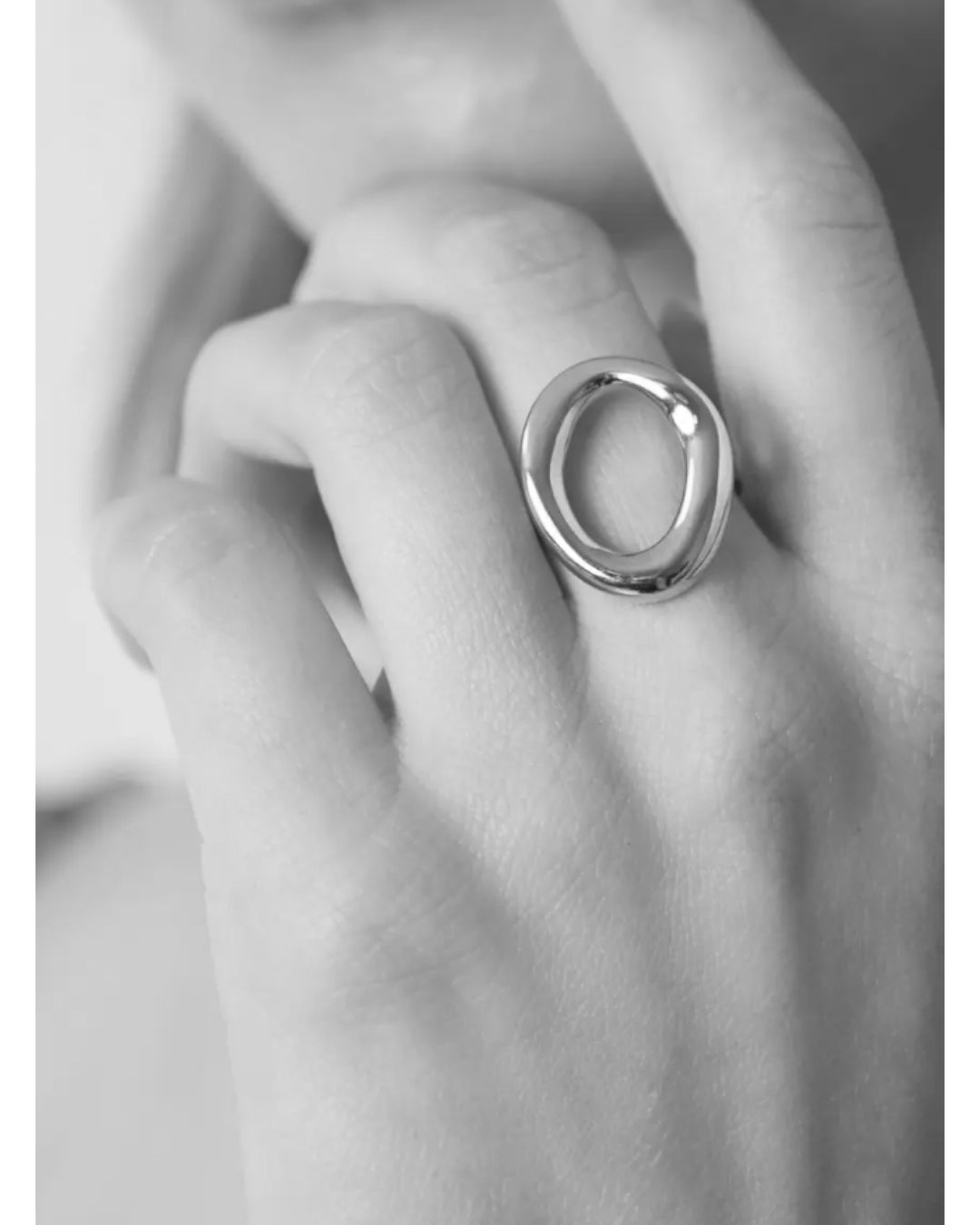 Modelbillede af PENNY ring. Fra BySofieSønderby