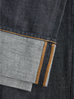 Detaljefoto af navy Tokyo jeans. Fra BySofieSønderby