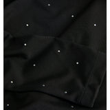 Detaljebillede af sort ZANA bluse med glimmerdetalje. Fra BySofieSønderby.